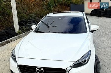 Седан Mazda 3 2018 в Николаеве