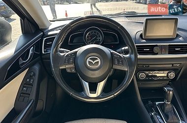Седан Mazda 3 2014 в Івано-Франківську