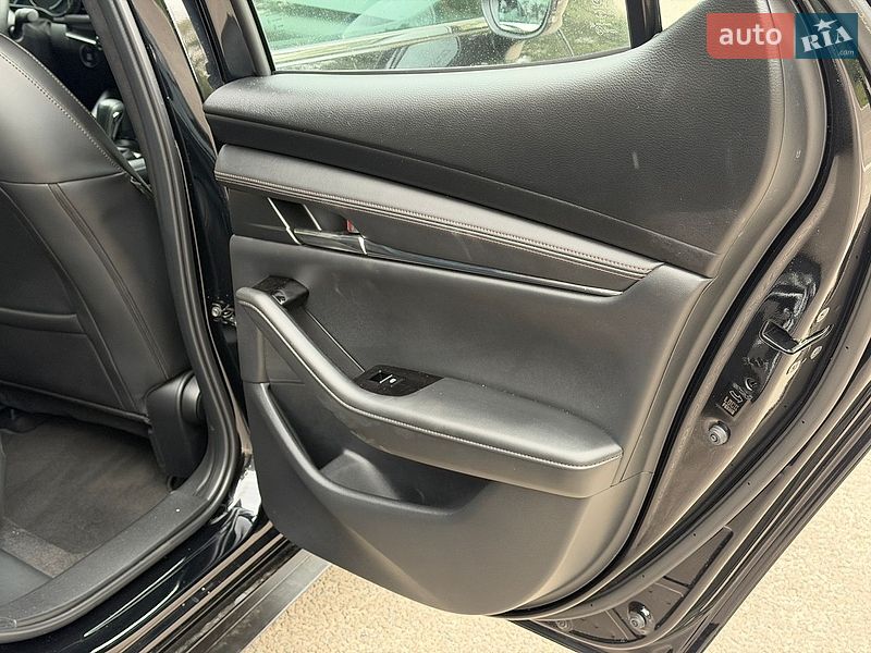 Хэтчбек Mazda 3 2025 в Киеве фото 18 Хэтчбек Mazda 3 2025 в Киеве