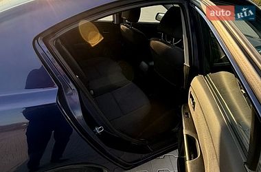 Седан Mazda 3 2005 в Чернівцях