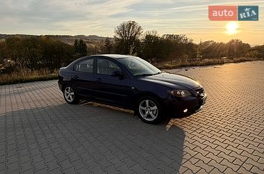 Седан Mazda 3 2005 в Чернівцях