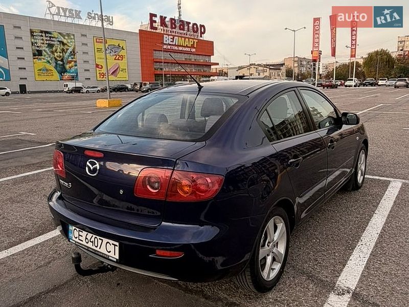 Седан Mazda 3 2005 в Чернівцях
