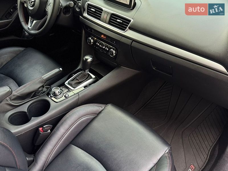 Хетчбек Mazda 3 2014 в Дніпрі