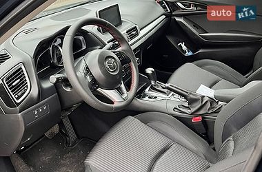 Хетчбек Mazda 3 2016 в Рівному