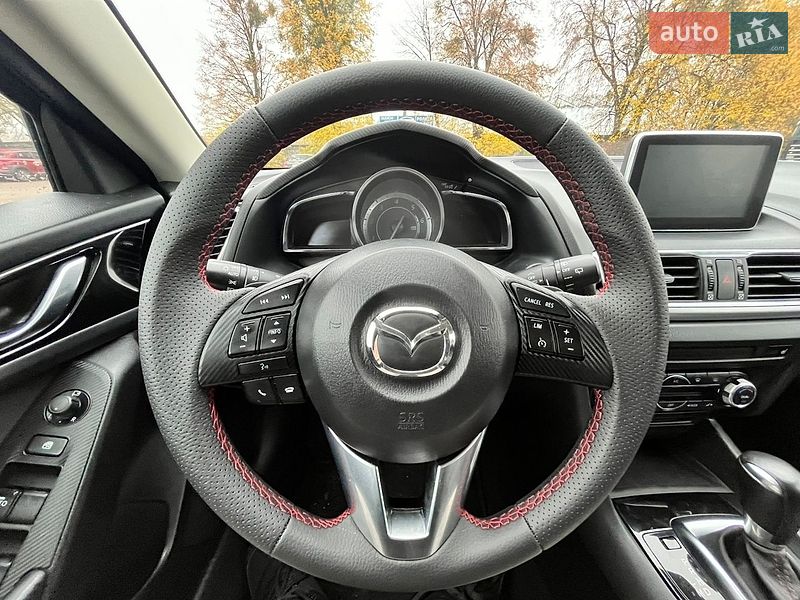 Хетчбек Mazda 3 2016 в Рівному