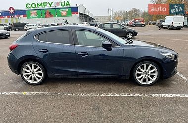 Хетчбек Mazda 3 2016 в Рівному