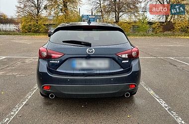 Хетчбек Mazda 3 2016 в Рівному