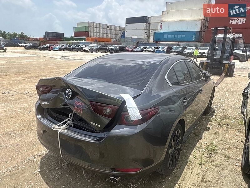 Седан Mazda 3 2025 в Полтаві