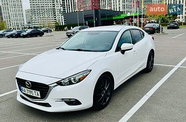 Седан Mazda 3 2016 в Вишгороді