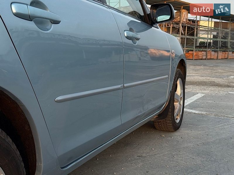 Седан Mazda 3 2007 в Первомайске