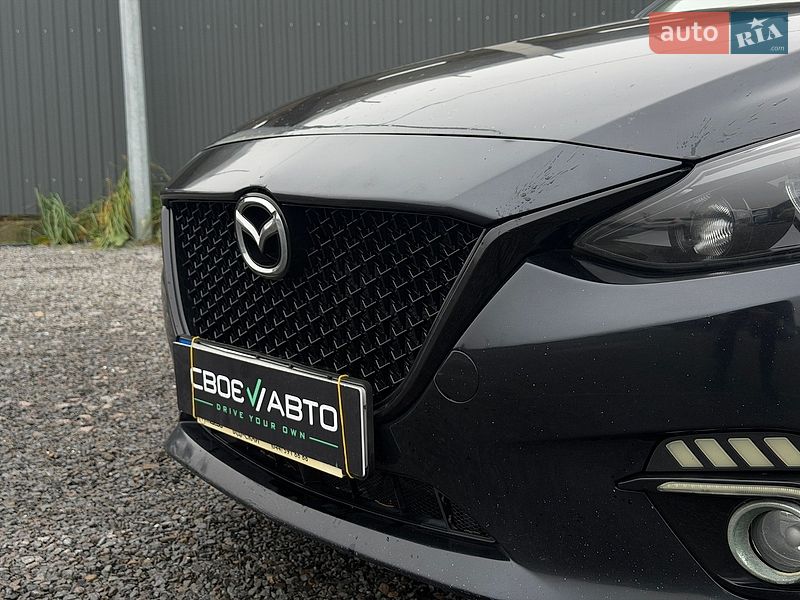 Седан Mazda 3 2014 в Львове