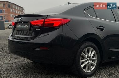 Седан Mazda 3 2014 в Львове