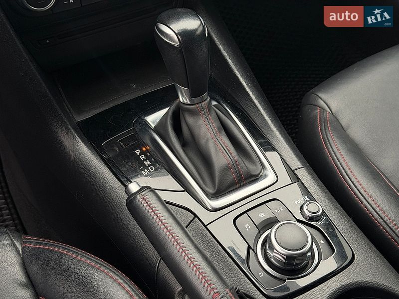 Седан Mazda 3 2014 в Львове