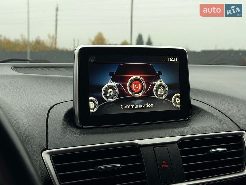 Седан Mazda 3 2014 в Львове