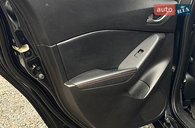 Седан Mazda 3 2014 в Львове