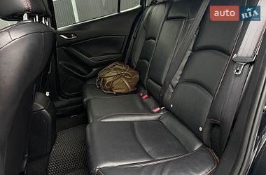Седан Mazda 3 2014 в Львове