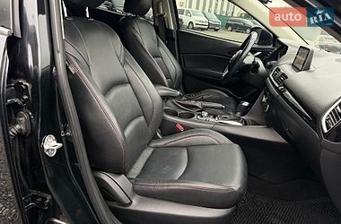 Седан Mazda 3 2014 в Львове