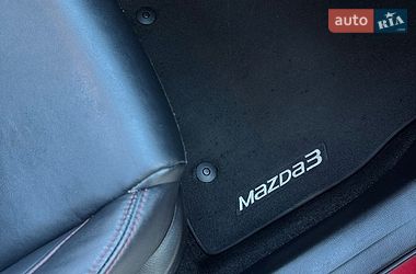 Седан Mazda 3 2014 в Стрые