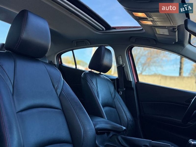 Седан Mazda 3 2014 в Стрые