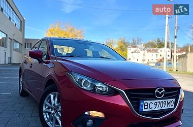 Седан Mazda 3 2014 в Стрые