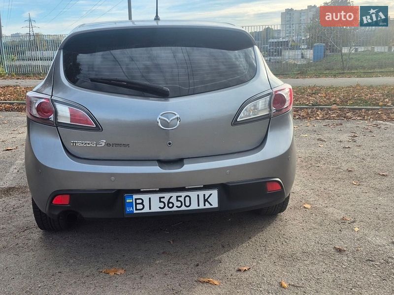 Хэтчбек Mazda 3 2009 в Полтаве