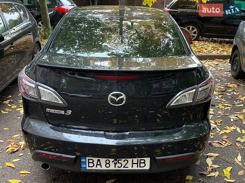 Седан Mazda 3 2010 в Кропивницком