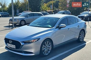Седан Mazda 3 2019 в Киеве