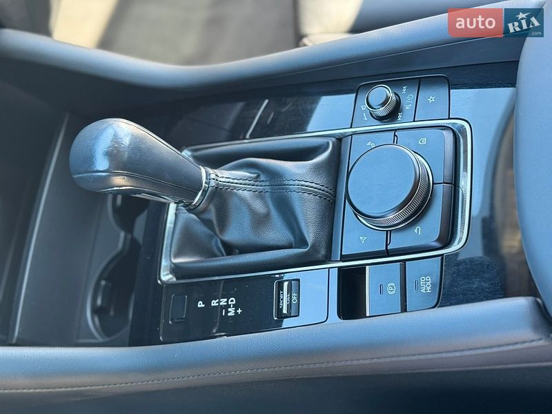 Седан Mazda 3 2019 в Киеве