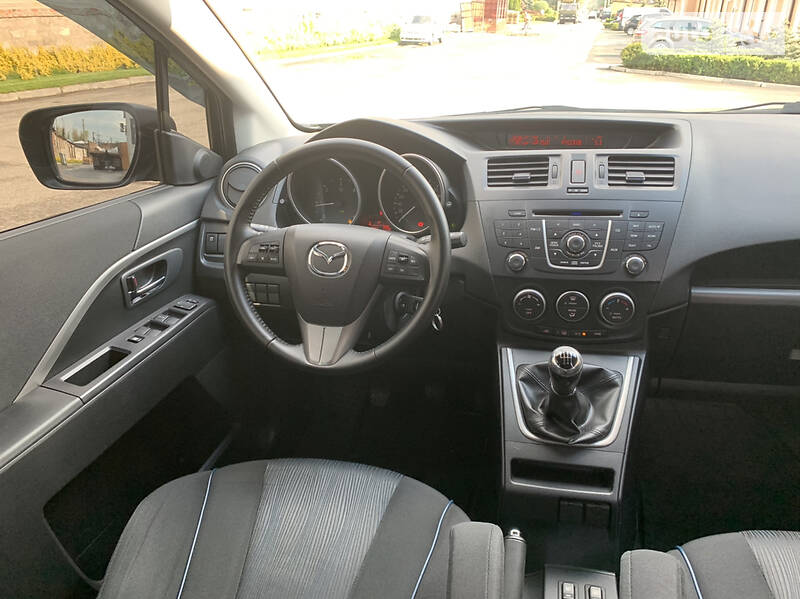 Універсал Mazda 5 2012 в Дніпрі