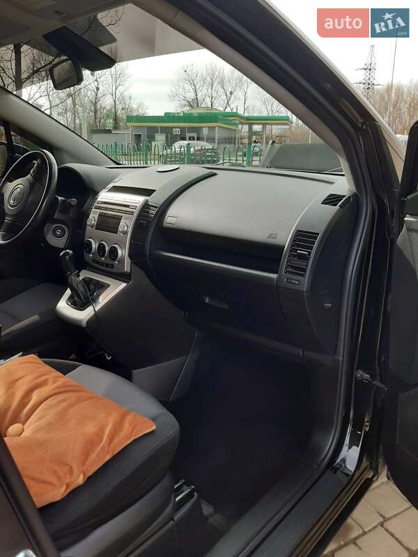 Минивэн Mazda 5 2007 в Ивано-Франковске