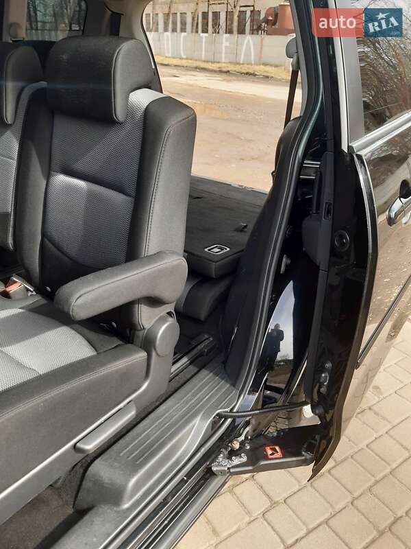 Минивэн Mazda 5 2007 в Ивано-Франковске