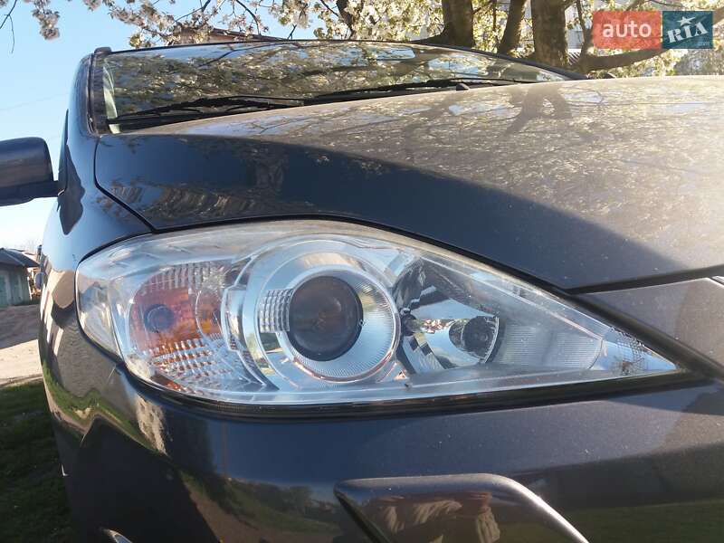 Минивэн Mazda 5 2009 в Перемышлянах