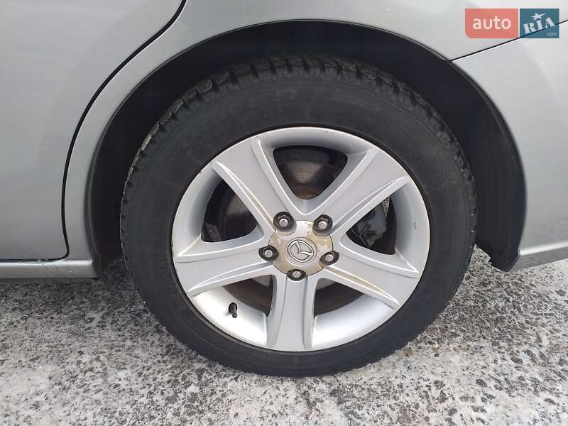 Минивэн Mazda 5 2012 в Ужгороде