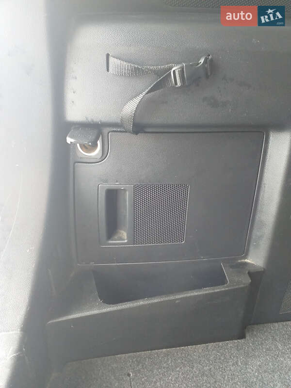 Минивэн Mazda 5 2012 в Ужгороде