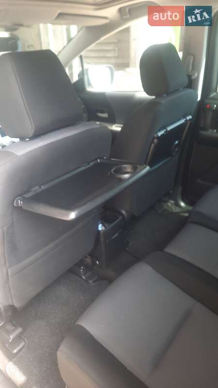 Минивэн Mazda 5 2006 в Виннице