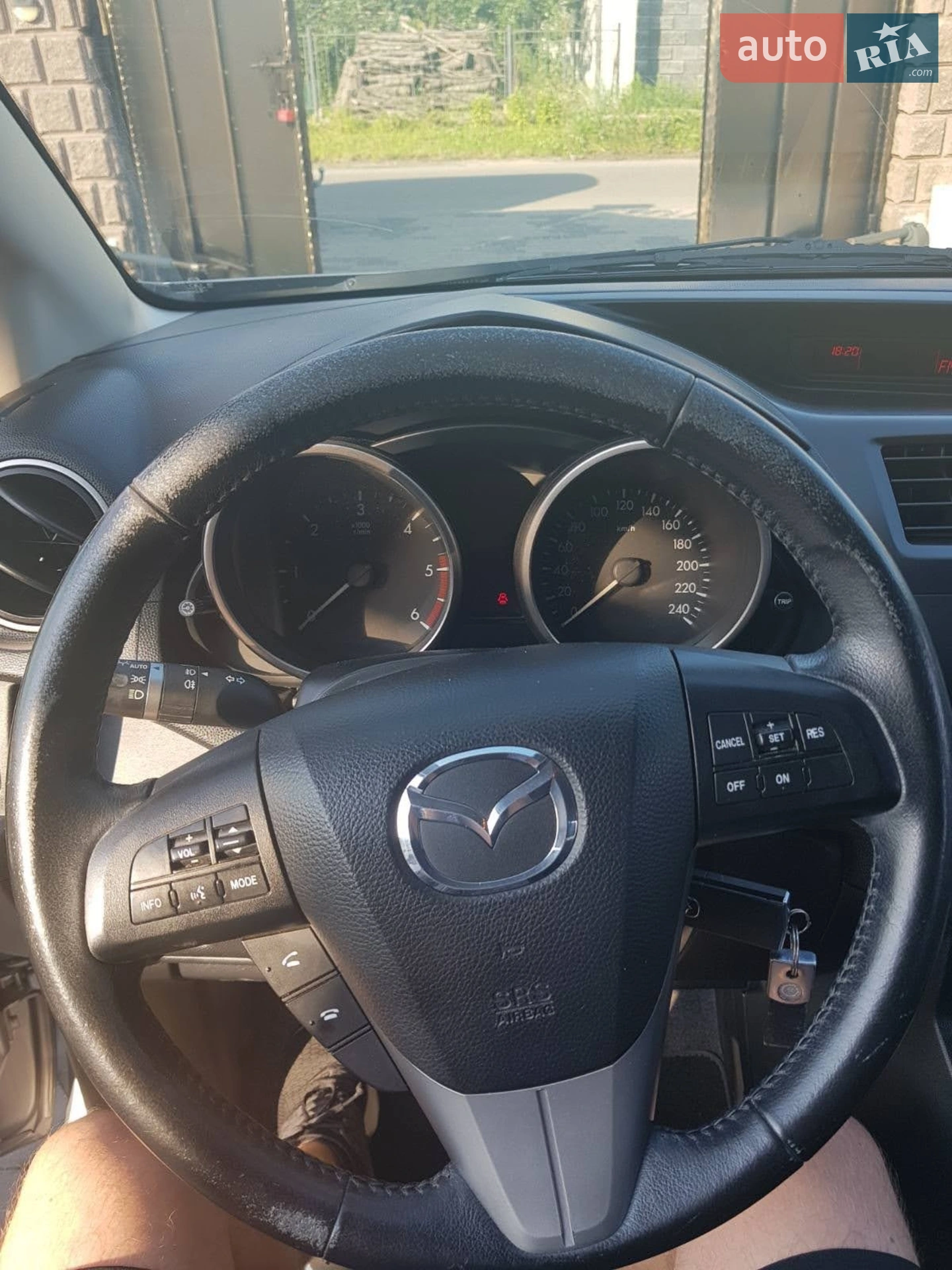 2010 Mazda 5 - мініатюра 11