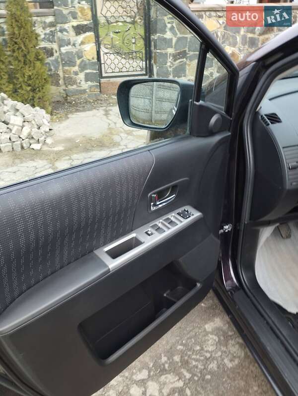 Минивэн Mazda 5 2009 в Ровно фото 5 Минивэн Mazda 5 2009 в Ровно