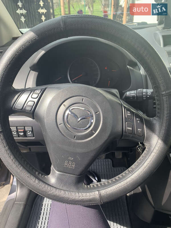 Минивэн Mazda 5 2010 в Тячеве