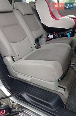 Минивэн Mazda 5 2007 в Ровно
