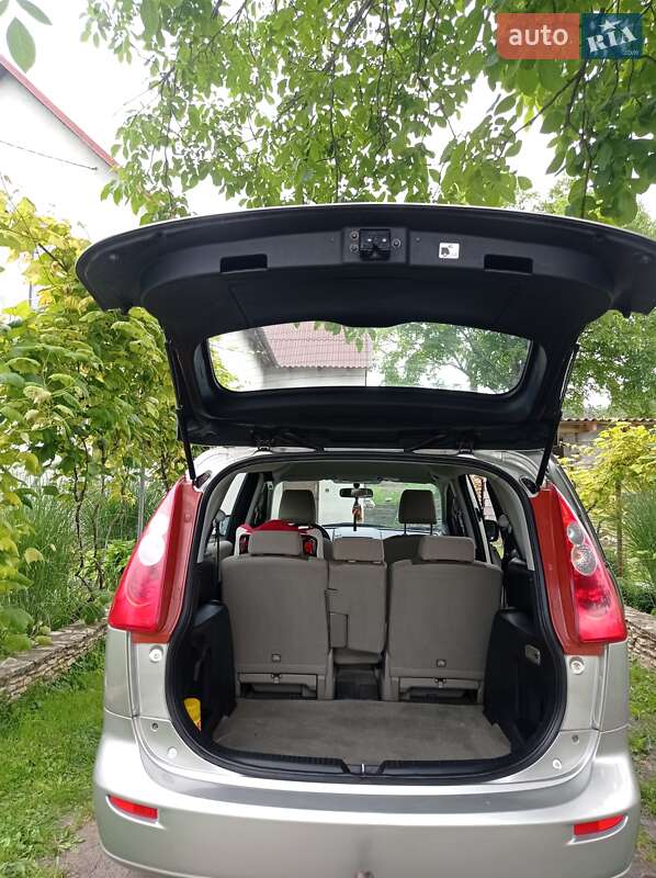 Минивэн Mazda 5 2007 в Ровно