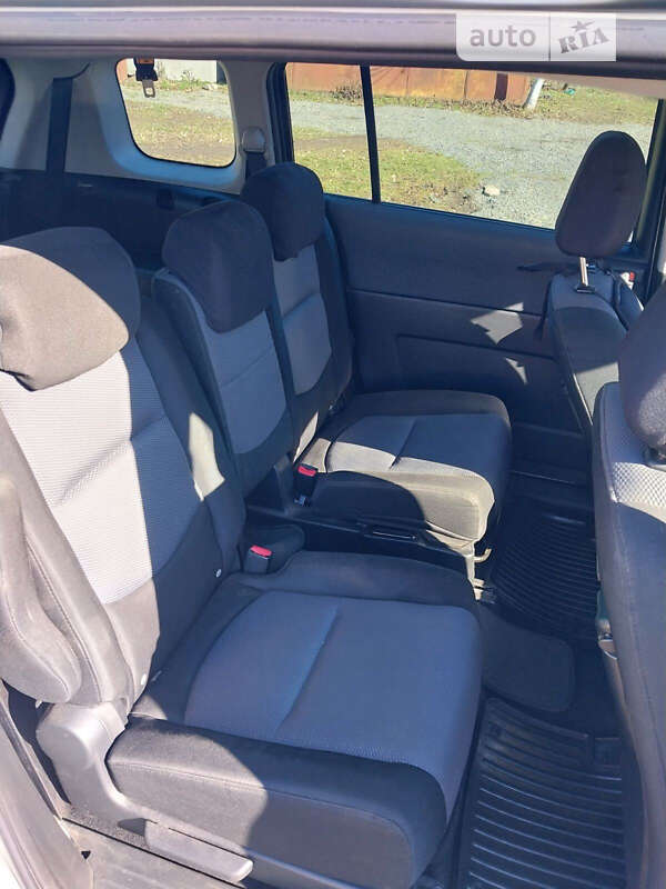 Мінівен Mazda 5 2007 в Мукачевому