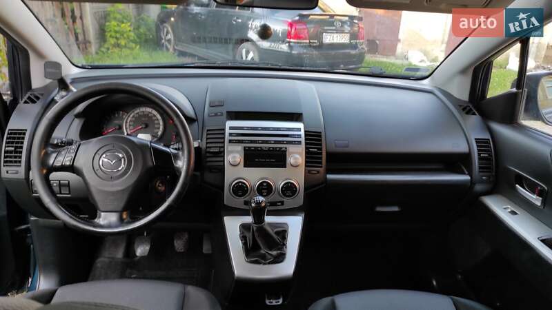 Минивэн Mazda 5 2005 в Ивано-Франковске