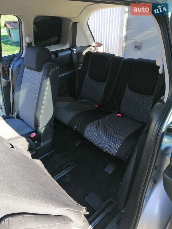Мінівен Mazda 5 2007 в Львові