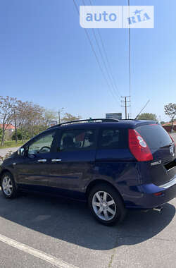 Минивэн Mazda 5 2006 в 