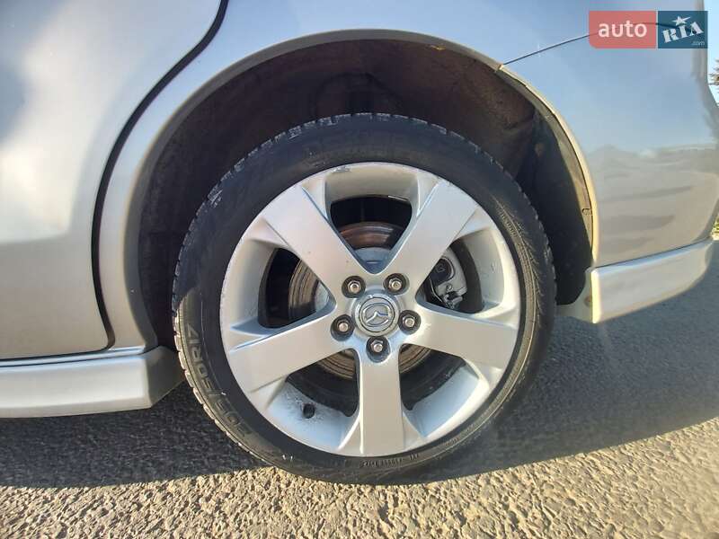 Минивэн Mazda 5 2006 в Ходорове