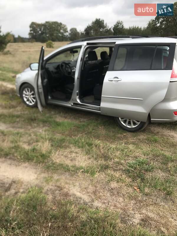 Минивэн Mazda 5 2008 в Маневичах