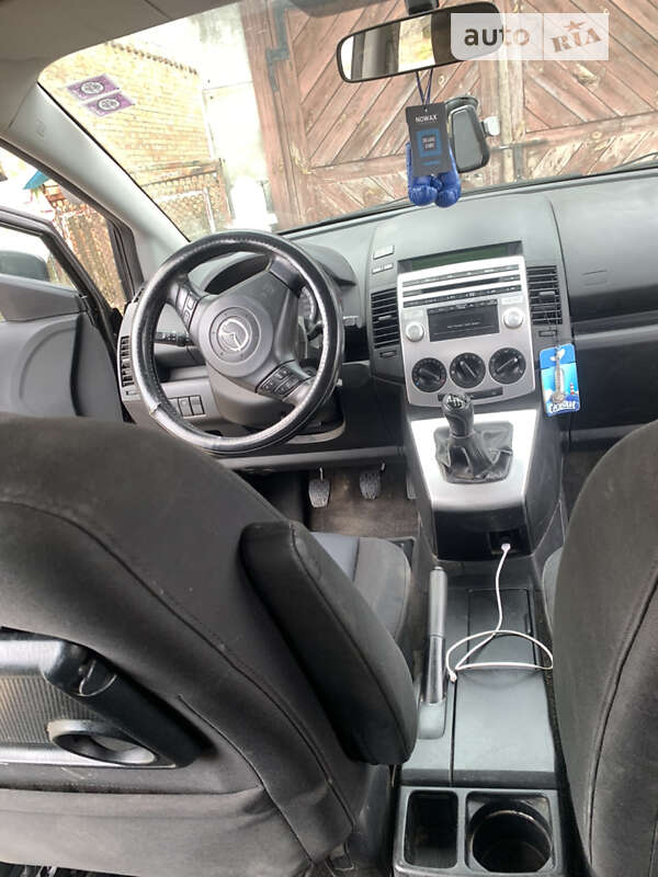 Минивэн Mazda 5 2006 в Рожище