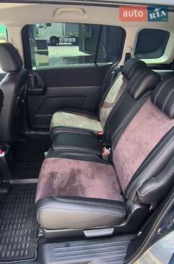 Мінівен Mazda 5 2009 в Стрию
