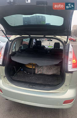 Минивэн Mazda 5 2008 в 