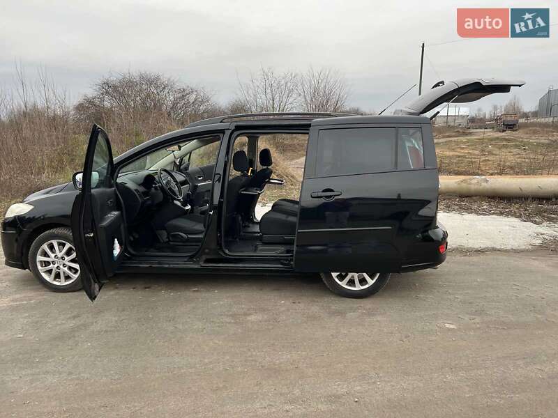 Мінівен Mazda 5 2009 в Києві